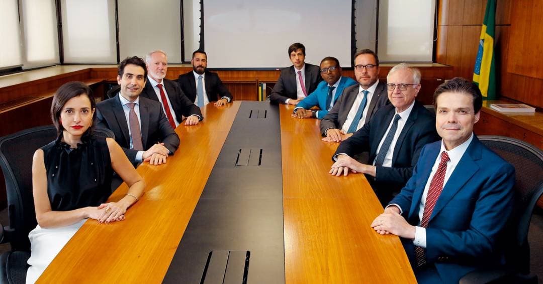 BC mantém juros altos: mais sofrimento para o povo brasileiro