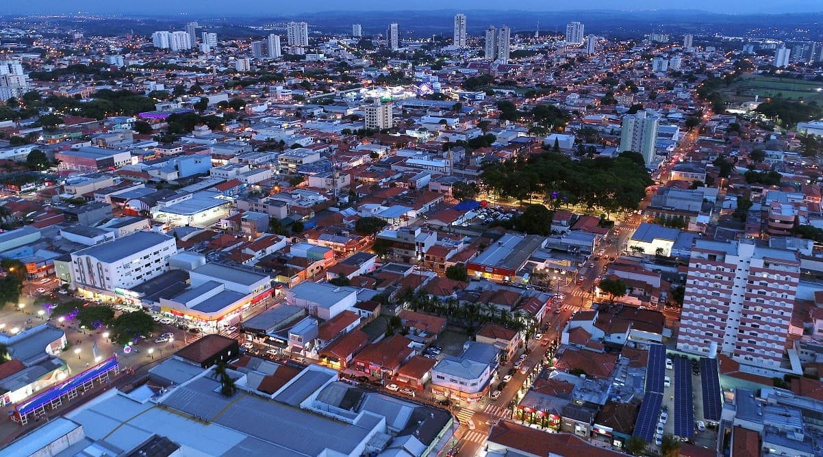 Escândalo em Indaiatuba: Elite rouba R$ 513 mil de bolsas para pobres