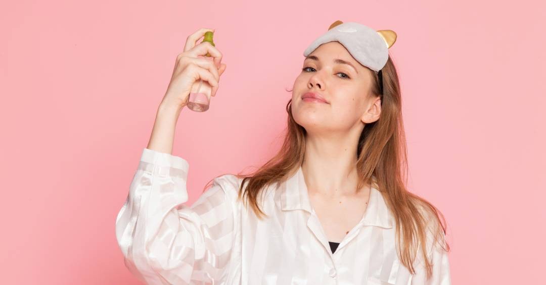 6 body splashes delicados para dormir cheirosa e acordar perfumada (mesmo com calor e suor)