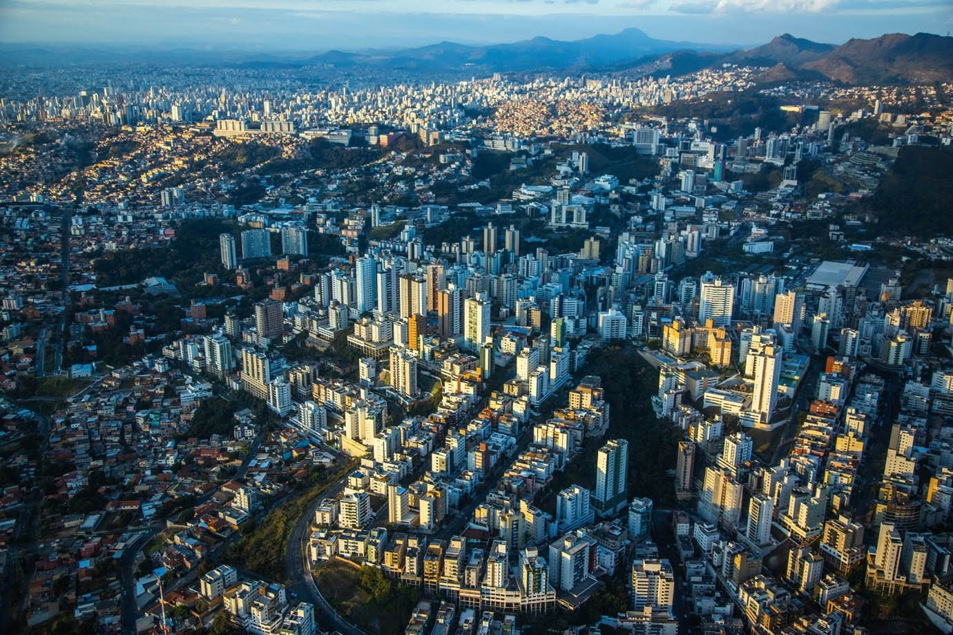 A geração que troca metros quadrados por tempo: viver perto é o novo luxo