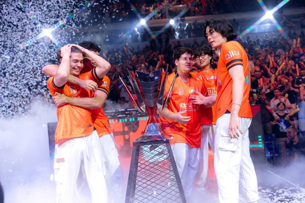 LOS vence FURIA em final histórica e é campeã do 2º Split do CBLOL 2026