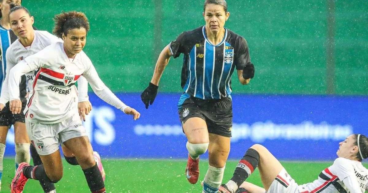 Chuva, luta e trave: Grêmio e São Paulo empatam e decidem vaga no Brinco de Ouro