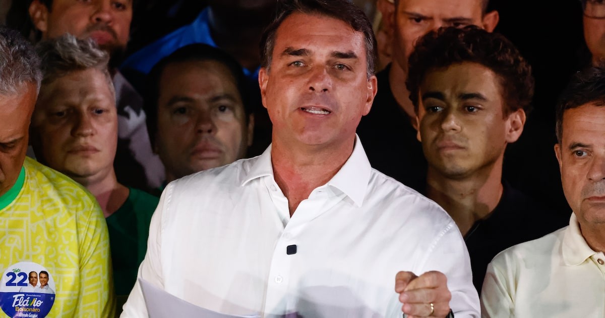 Carta de Flávio Bolsonaro no exílio isola a direita e agrada Trump